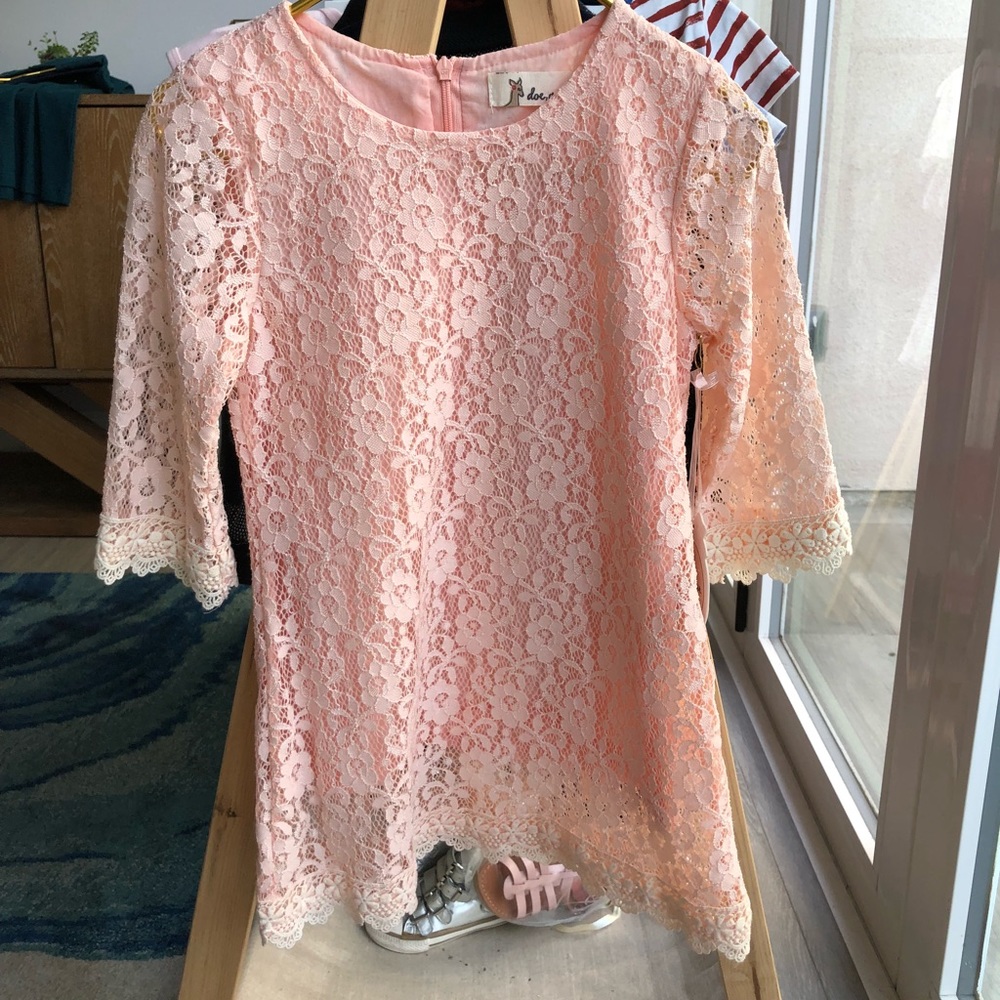 NWT doe, a dear Peach Lace Dress